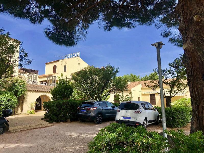 Motel Le Vieux Moulin LʼÎle-Rousse Zewnętrze zdjęcie