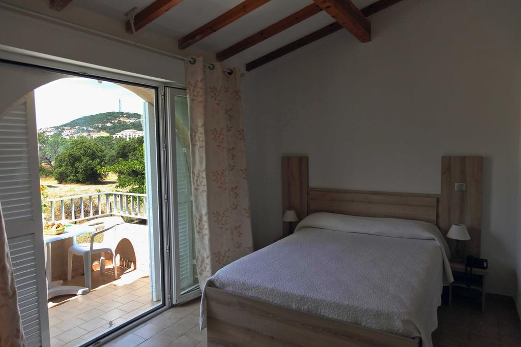 Motel Le Vieux Moulin LʼÎle-Rousse Zewnętrze zdjęcie