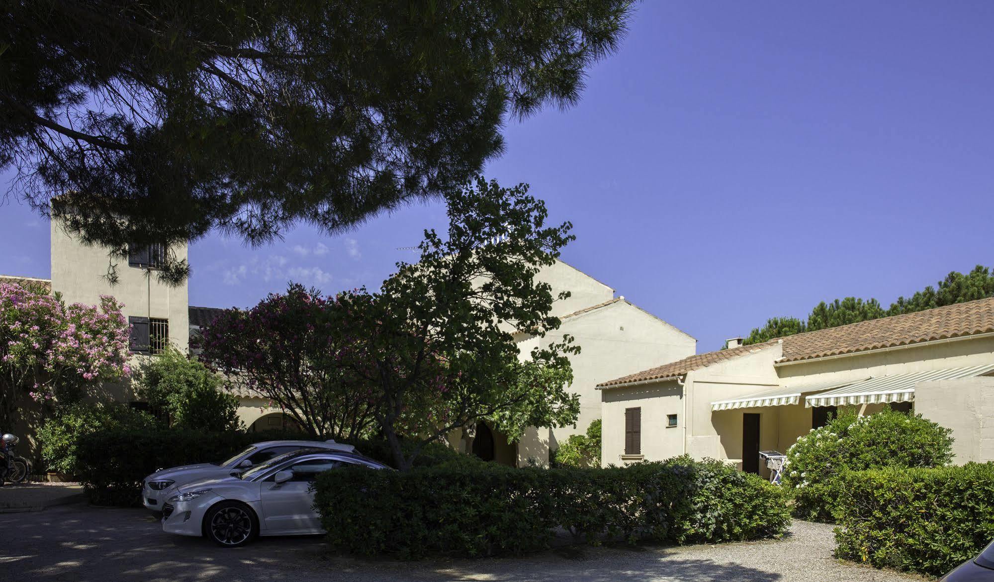 Motel Le Vieux Moulin LʼÎle-Rousse Zewnętrze zdjęcie